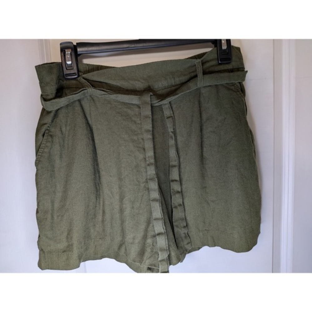 Dalia Olive Green Linen Blend Paperbag Waist Shorts Women's Medium D5431-E2812S